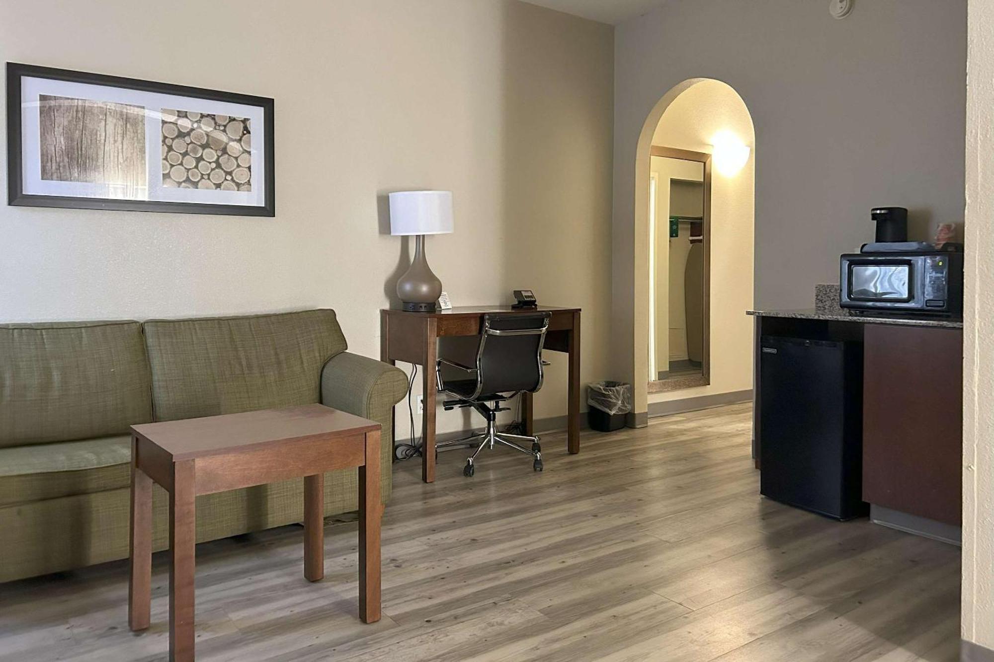 Quality Inn & Suites Tarboro - Kingsboro Extérieur photo