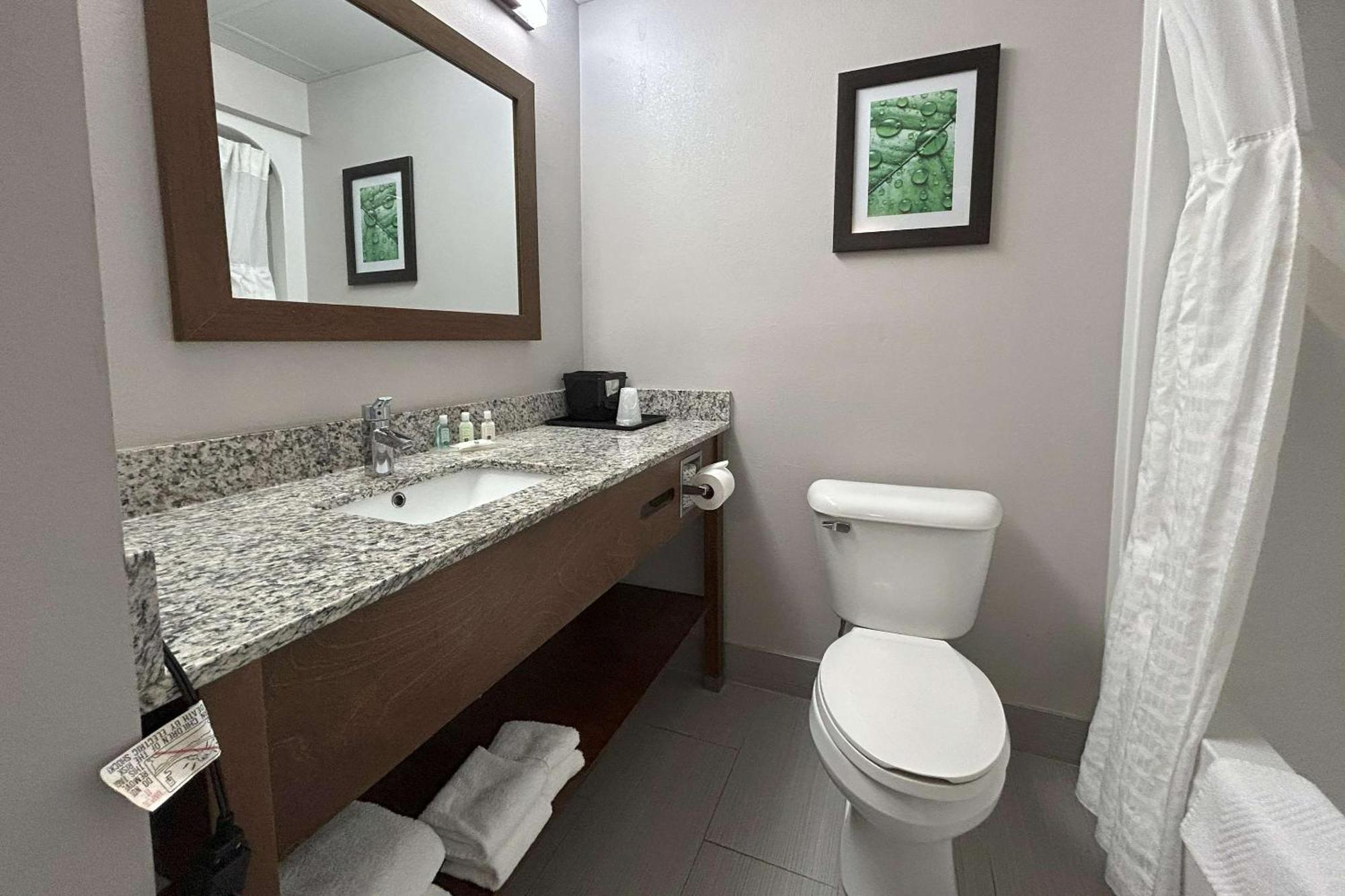 Quality Inn & Suites Tarboro - Kingsboro Extérieur photo