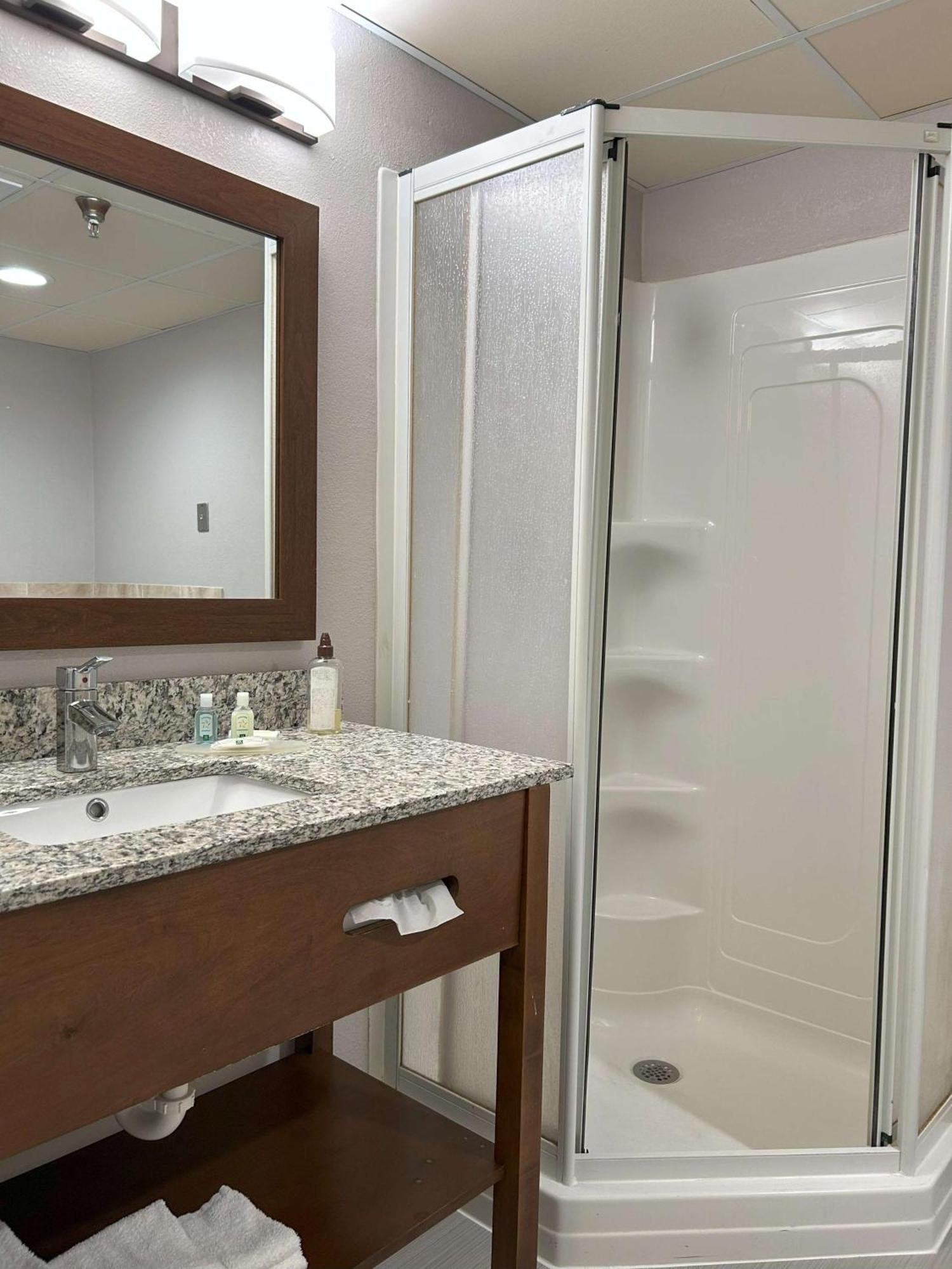 Quality Inn & Suites Tarboro - Kingsboro Extérieur photo