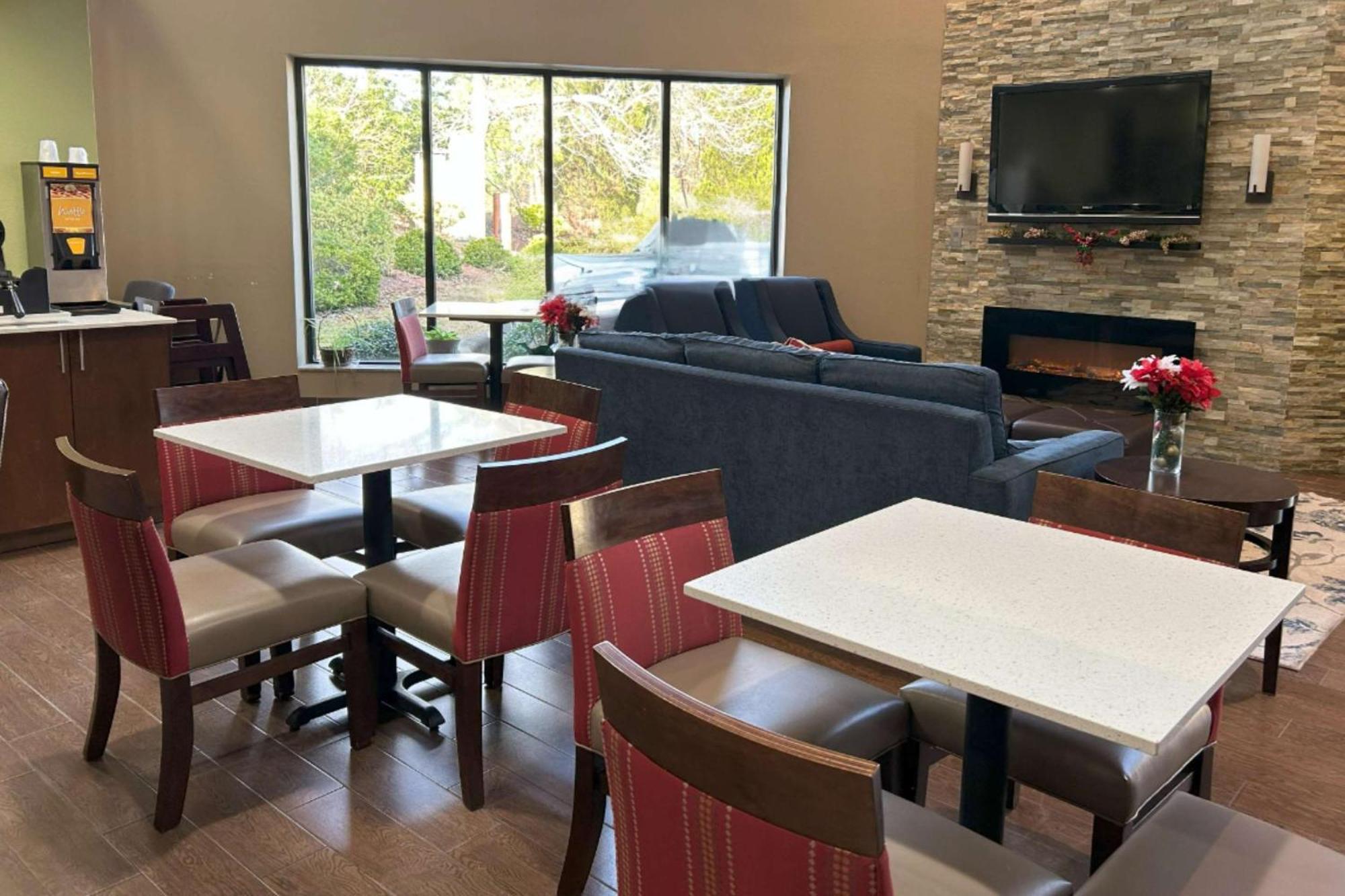 Quality Inn & Suites Tarboro - Kingsboro Extérieur photo